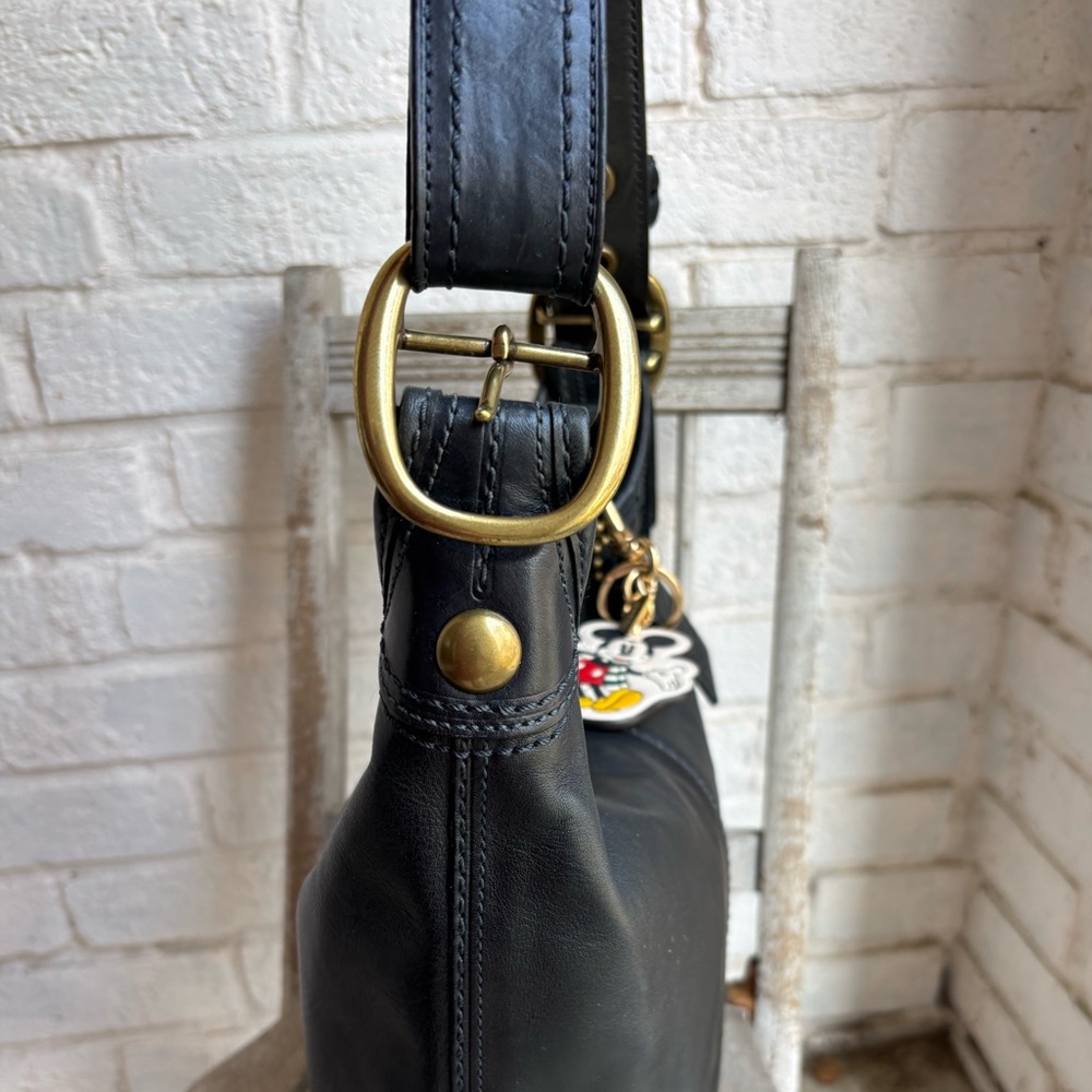 Deep Navy Coach 11422 Bleeker Tattersall bucket Leather Y2K w/ Disney’s bag tag - Picture 4 of 9